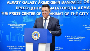 Фотография к новости: Алғаш коронавирус анықталған әйел Алматы ауруханасынан жазылып шықты