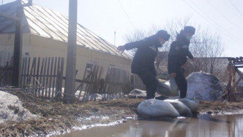 Фотография к новости: Өскемендік құтқарушылар тасқын суға қатысты шеберлік сағатын өткізді