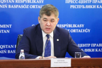 Фотография к новости: Біз білеміз, сеземіз. Біртанов коронавирус жаз және күз айларында да жалғасуы мүмкін екенін айтты