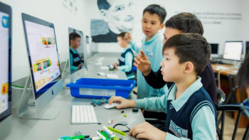 Фотография к новости: Елімізде 3 млн-нан астам оқушы қашықтан білім алады