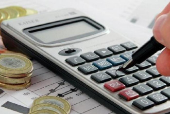 Фотография к новости: Декретте отырған әйелдерге 42500 теңге қалай беріледі? 