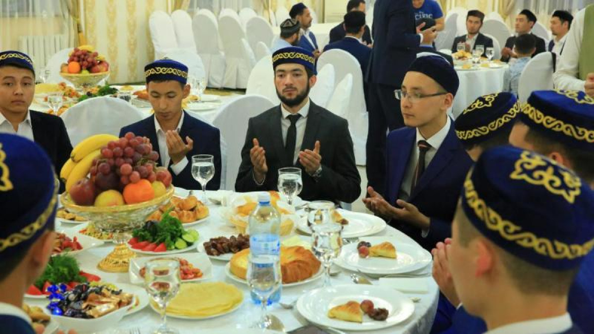 Рамазан айында ауызашар беруге ресми түрде уақытша тыйым салынды