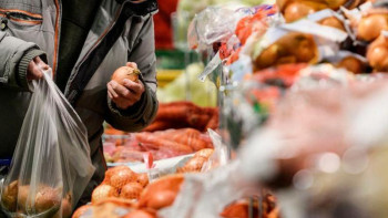 Фотография к новости: Павлодарда карантин кезінде азық-түлік базарларының жұмысы тоқтамайды