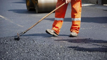 Фотография к новости: Қордай көшелерін жөндеуге бағытталған 96 жоба іске асады – басқарма басшысы