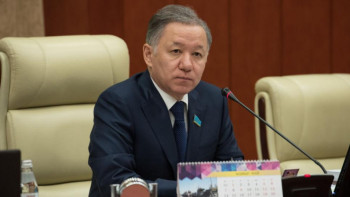 Фотография к новости: Бұл президенттің тапсырмасына қайшы: Нығматулин заң жобасынан нормаларды алып тастауды ұсынды