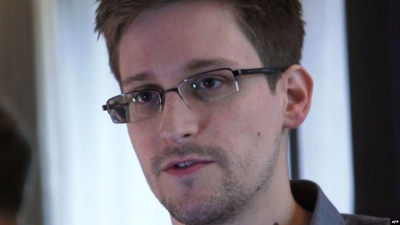 Сноуден Ресейде тағы үш жылға қалғысы келеді