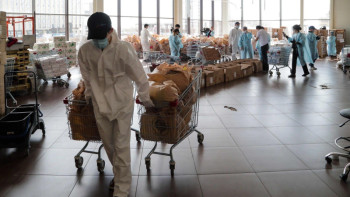 Фотография к новости: Елордада сәуір айындағы әлеуметтік пакеттер таратылды