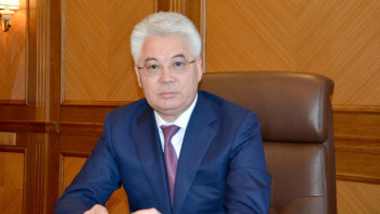 Фотография к новости: Бес жылда 5,5 трлн теңге жұмсаймыз - Бейбіт Атамқұлов