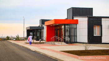 Фотография к новости: Бүгін 13 күнде салынып біткен инфекциялық аурухана ашылды