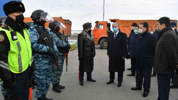 Фотография к новости: Төтенше жағдай ұзартылды. Елімізде қандай өзгеріс болады?