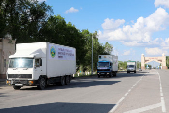 Фотография к новости: Жамбыл облысы Түркістанның су басқан ауылдарына гуманитарлық көмек жіберді