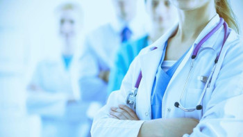 Фотография к новости: Сәуірде 45 мың медқызметкер қосымша төлем алуға өтініш білдірген 