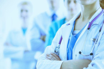 Фотография к новости: Сәуірде 45 мың медқызметкер қосымша төлем алуға өтініш білдірген 