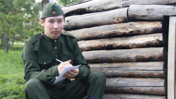 Фотография к новости: Петропавлдық оқушылар қашықтан "Мәңгілік полк" акциясын ұйымдастырды