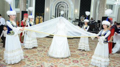 Коронавирус: Жұқтырғандардың үлесі 2%-ға дейін азайса, той жасауға болады