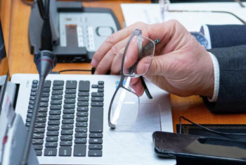 Фотография к новости: Бейбіт жиындар өткізу жөніндегі заң жобасы толықтыруға жіберілді