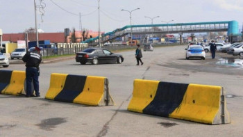 Фотография к новости: Алматыдағы блок-бекеттер әзір алынбайды – әкімдік