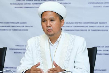 Фотография к новости: Вакцинаны діни наным-сеніммен шатастыруға не оған телуге болмайды – имам