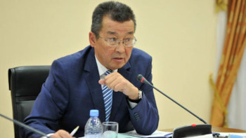 Фотография к новости: Дәрігерлердің еңбегі елеусіз қалмауы керек – сенатор