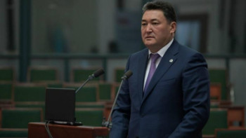 Фотография к новости: Болат Бақауов сотқа келді 