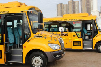 Фотография к новости: Мектебі жоқ ауылдардың оқушылары автобуспен тасымалданады