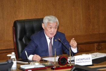 Фотография к новости: Сапарбаев: Тұрмыстық мәселені ұлтаралық мәселеге бұрушыларға тосқауыл қою керек