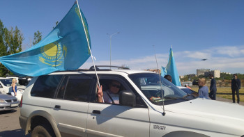 Фотография к новости: Қарағандыда "Менің туым" акциясы аясында автошеру ұйымдастырылды