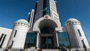 Фотография к новости: Қазақстанда президенттің өкілеттігі заң бойынша кеңейтіледі