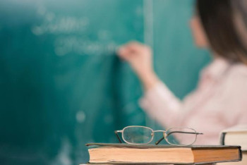 Фотография к новости: Аймағамбетов: ﻿ЖОО оқытушылары еңбекақысын ұлғайтуды міндеттейміз ﻿