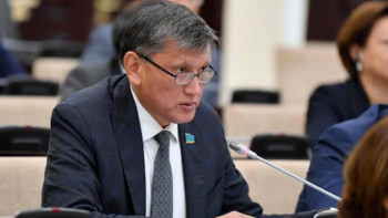 Фотография к новости: Қазақстандағы баспалар жұмысы халықаралық стандартқа сай келмейді – Нұртөре Жүсіп