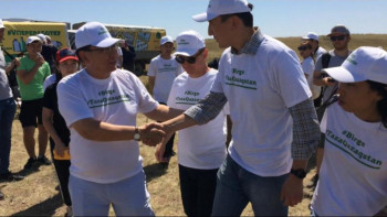 Фотография к новости: Экологиялық акциялар аясында 340 мың тонна қоқыс жиналды – министр