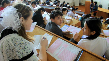 Фотография к новости: ҰБТ. Биыл тестілеуге неше түлек қатысады?