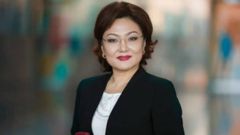 Фотография к новости: Дана Нұржігіт вакцина салу мәселесіне қатысты ойын білдірді