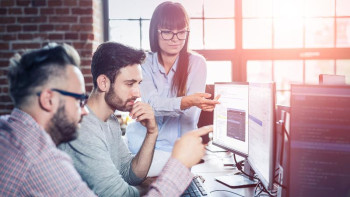 Фотография к новости: IT-нарықта 69 мыңнан астам адам жұмыс істейді 