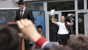 Фотография к новости: ҰБТ кезінде оқушылардың қауіпсіздігі қалай қамтамасыз етіледі?