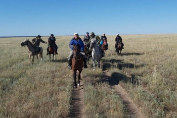 Фотография к новости: Қорғалжын сапары. Қорық әлі ашылған жоқ