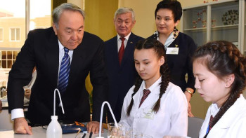 Фотография к новости: "Елбасы медалінің" иегерлері ЖОО грантын иемдене алады