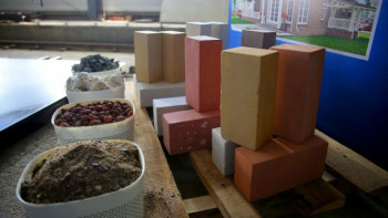 Фотография к новости: Қармақшы ауданында құрылыс материалдары шығарылады