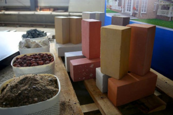 Фотография к новости: Қармақшы ауданында құрылыс материалдары шығарылады