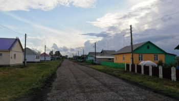 Фотография к новости: Қызылжарлық инженер "Еңбек" бағдарламасына қатысушыларға арнап үй салды