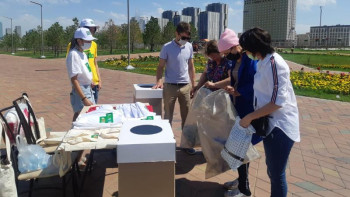 Фотография к новости: StopMusor: Полиэтилен пакетін тапсырып, сыйлық ал