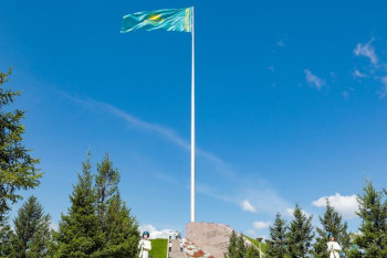 Фотография к новости: Көк тудың желбірегені...