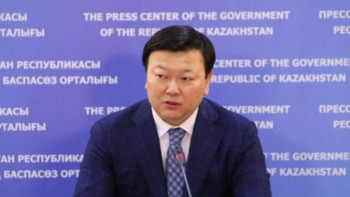 Фотография к новости: Кейбір дәріхана қызметкерлері дәрілерді астыртын сатқан  