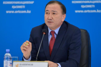 Фотография к новости: Денсаулық сақтау министріне бәрі көмектесуі керек – сарапшы