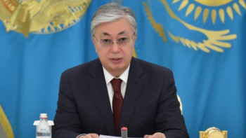 Фотография к новости: Үкіметтен және өңірлерден 150 миллиард теңге бөлінеді – Тоқаев 