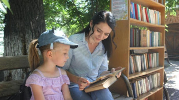 Фотография к новости: Қостанайда "Кітап ауласы" ашылды