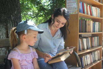 Фотография к новости: Қостанайда "Кітап ауласы" ашылды