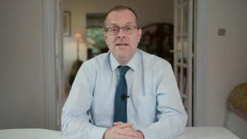 Фотография к новости: Ханс Клюге: ДДСҰ COVID-19 індетін жіктеу үшін жаңа кодтар енгізді