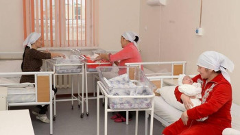 Фотография к новости: Надыров: Ана мен бала денсаулығын қорғауға ерекше көңіл бөлінуде