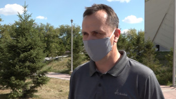 Фотография к новости: Жақыныңа жанашыр бол: Дәрігерлерге 300-ден астам волонтер көмектесіп жүр